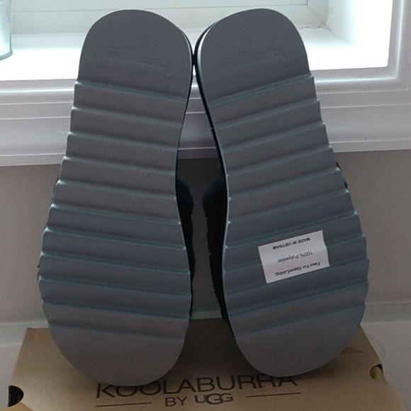 Koolaburra by UGG Sandal Slippers - Picture 4 of 5